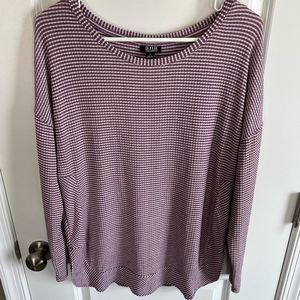 NWT a.n.a Lilac and White Striped Super Soft Top, Medium